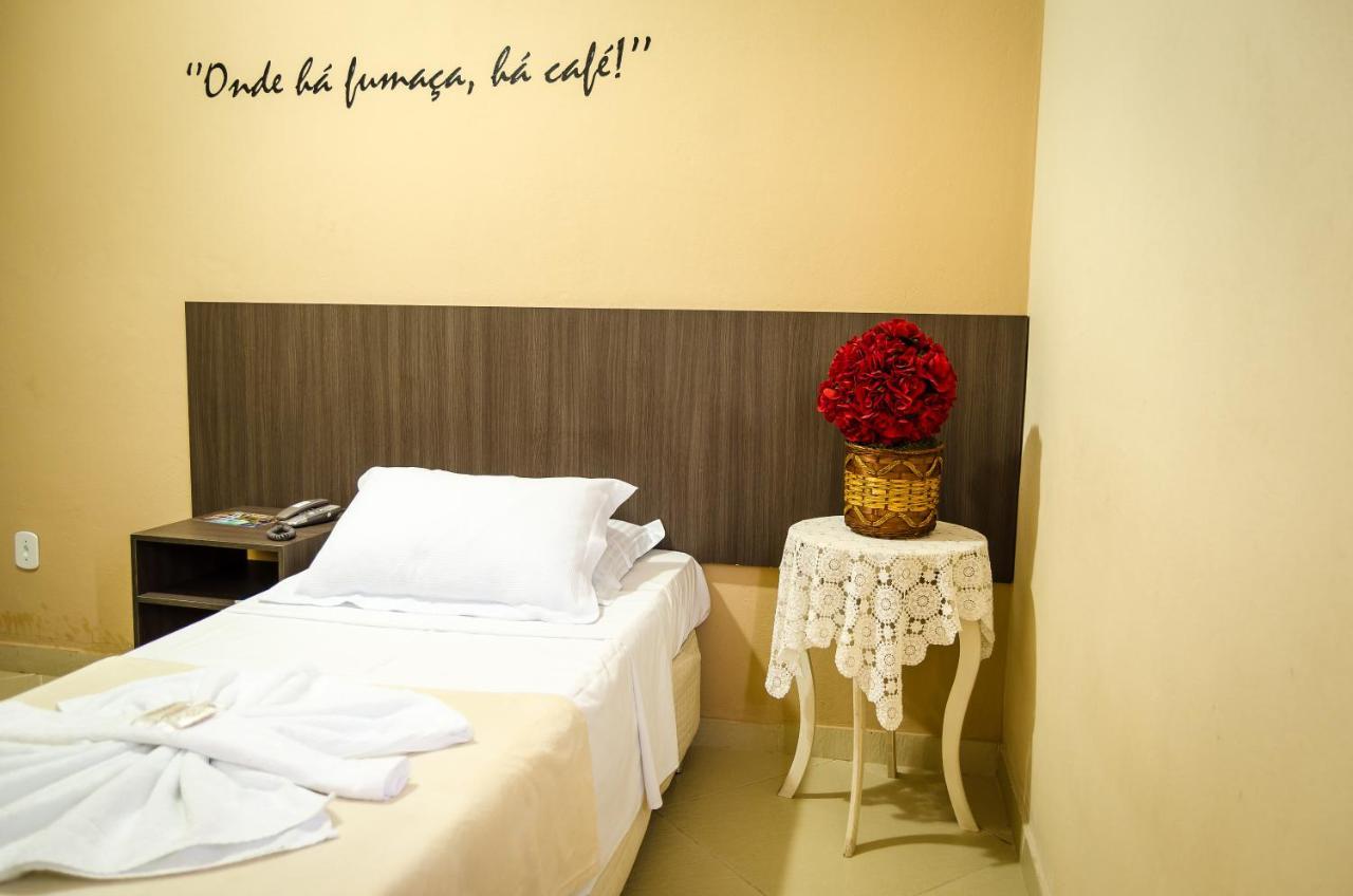 Hotel Vale Do Cafe Machado Exterior photo